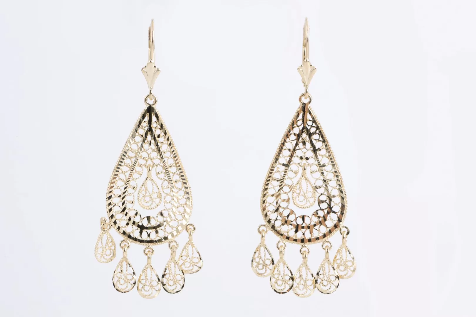 14k Yellow Gold Filigree Drop Dangle Earrings (4.07g.)