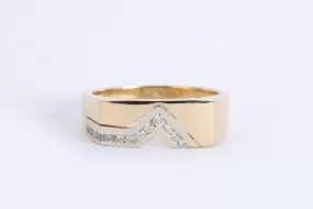 18k Yellow Gold 0.24tcw Diamond "V" Fashion Ring Size 9.75 (9.11g.)