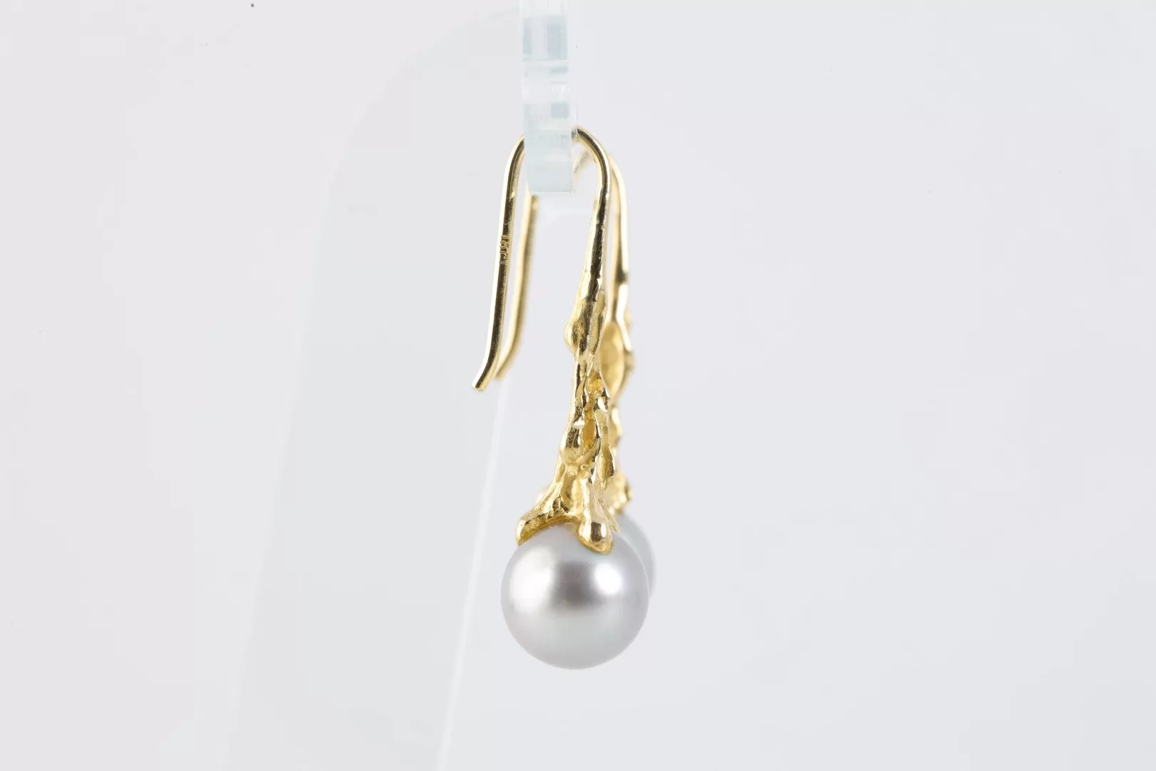 18k Yellow Gold Pearl Dangle Earrings (5.35g.)