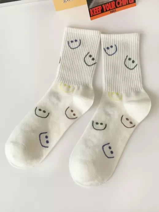 27 Smiley Socks