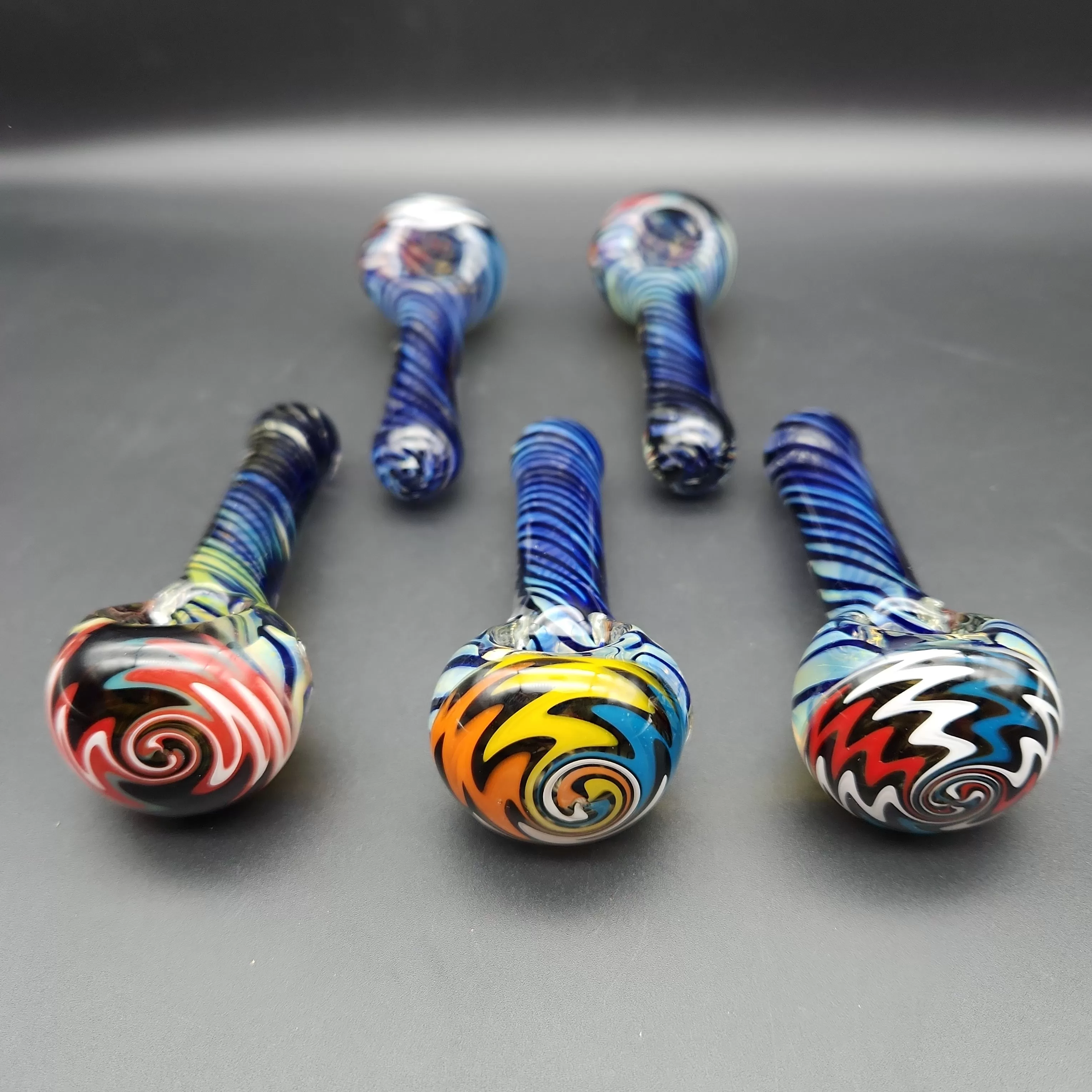 4.5 Color Swirl Wig Wag Hand Pipe