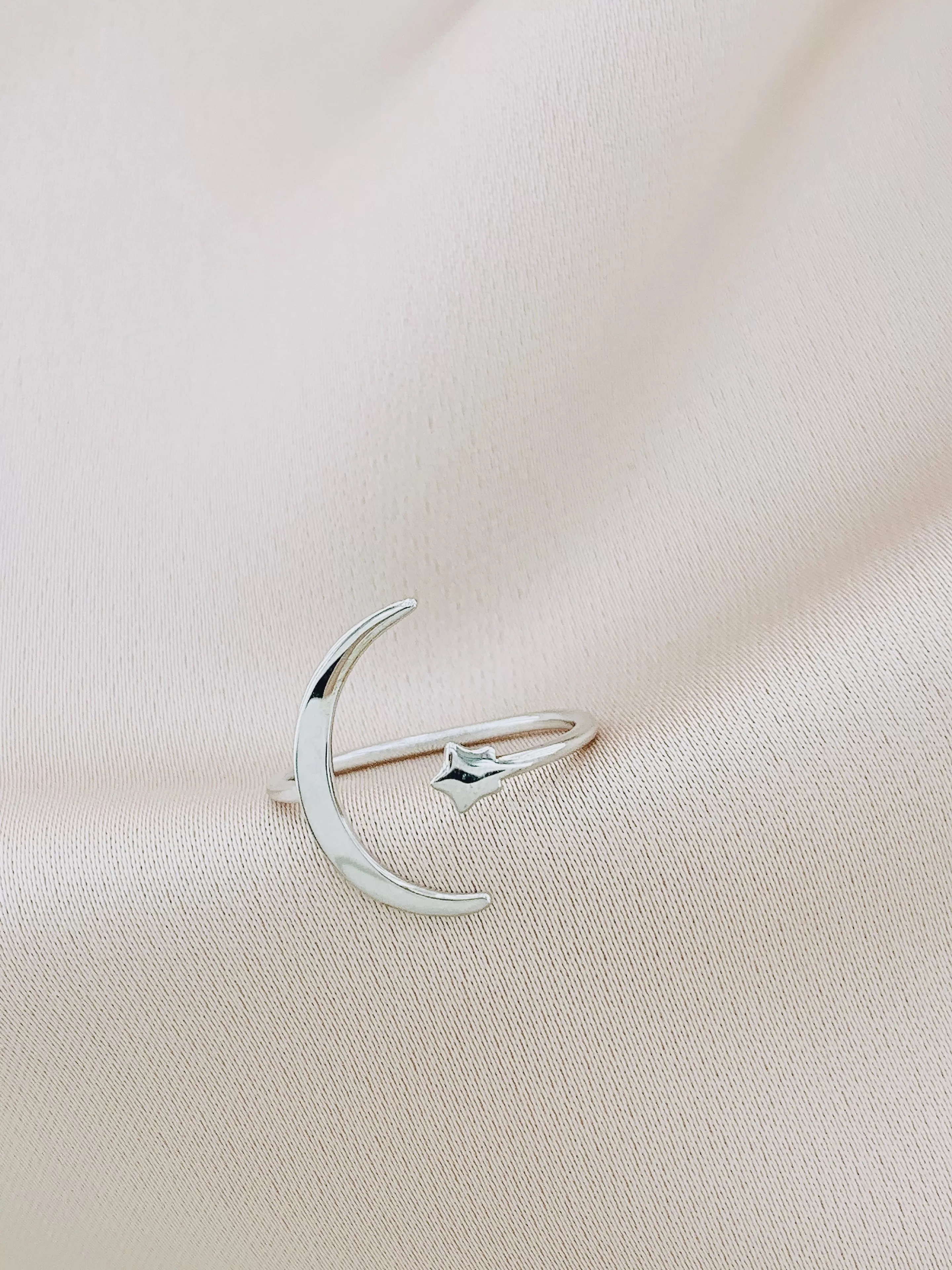 925 Silver Crecent Moon Star Ring