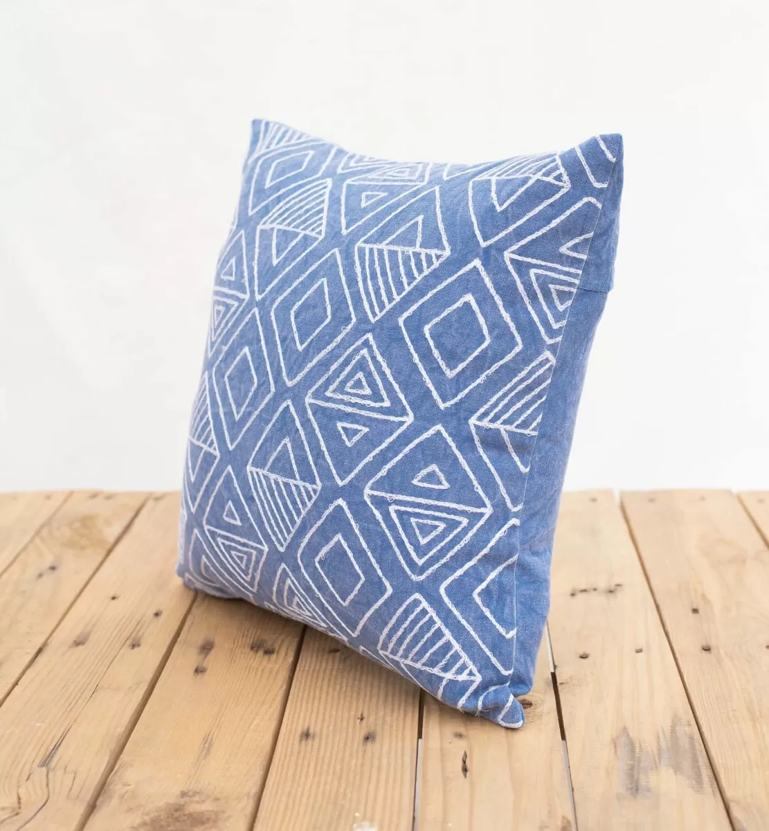 Aztec pattern pillow cover, blue colour, embroidery, geometrical, cotton pillow cover,16"X16"