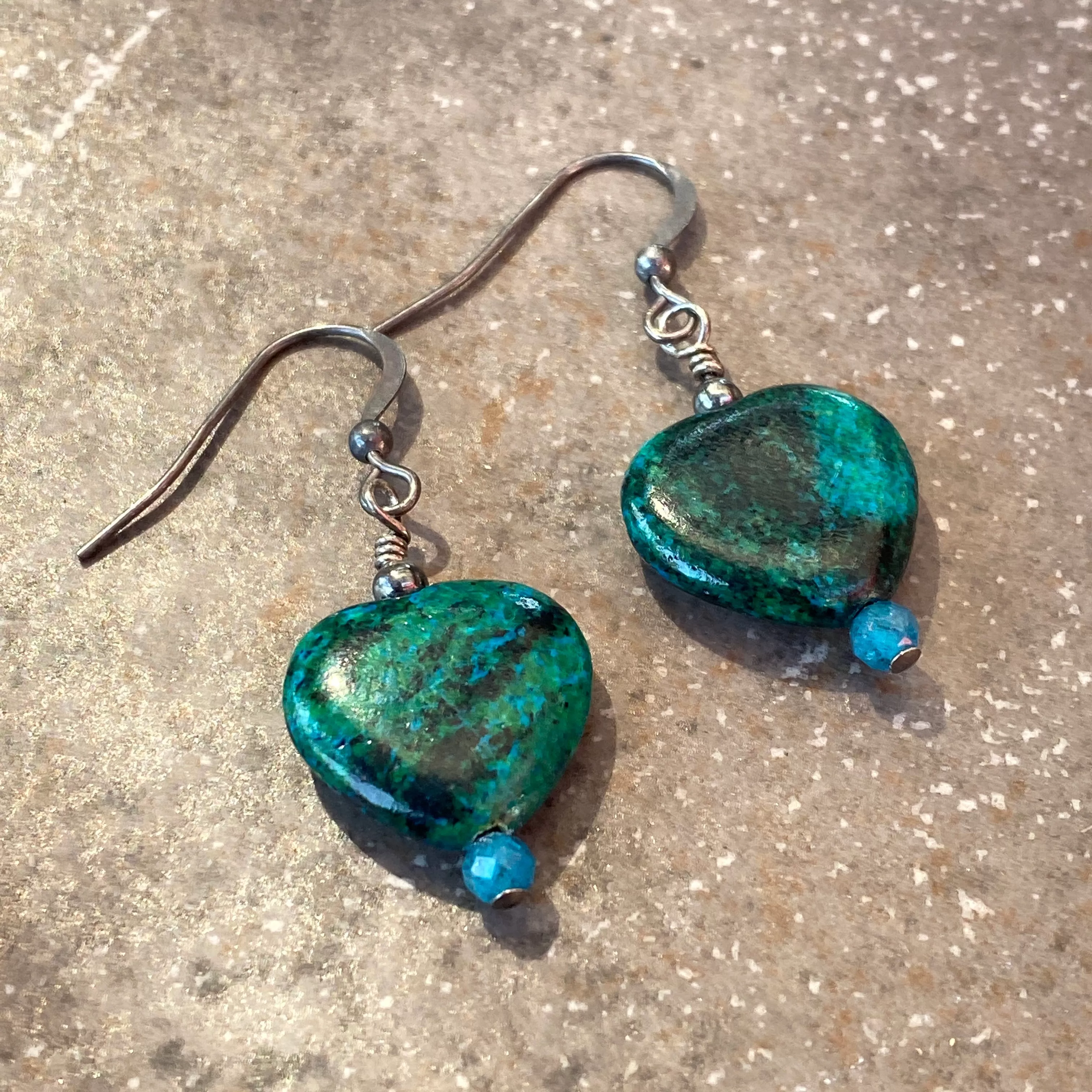 Chrysocolla and apatite oxidized sterling silver heart drop earrings