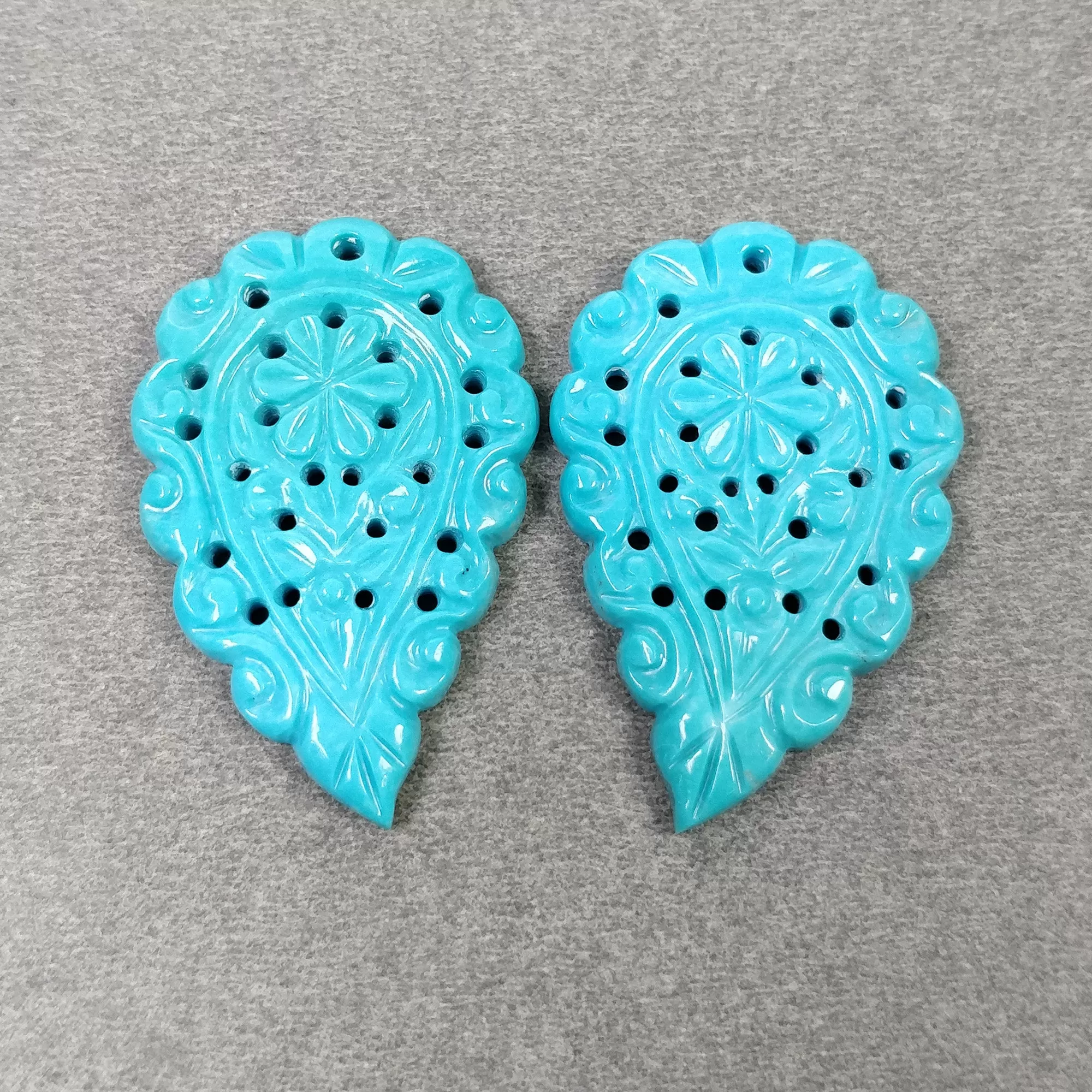 Kingman Arizona TURQUOISE Gemstone Carving December Birthstone : 37.65cts Natural Blue Turquoise Hand Carved Indian LEAVES 35*23mm Pair