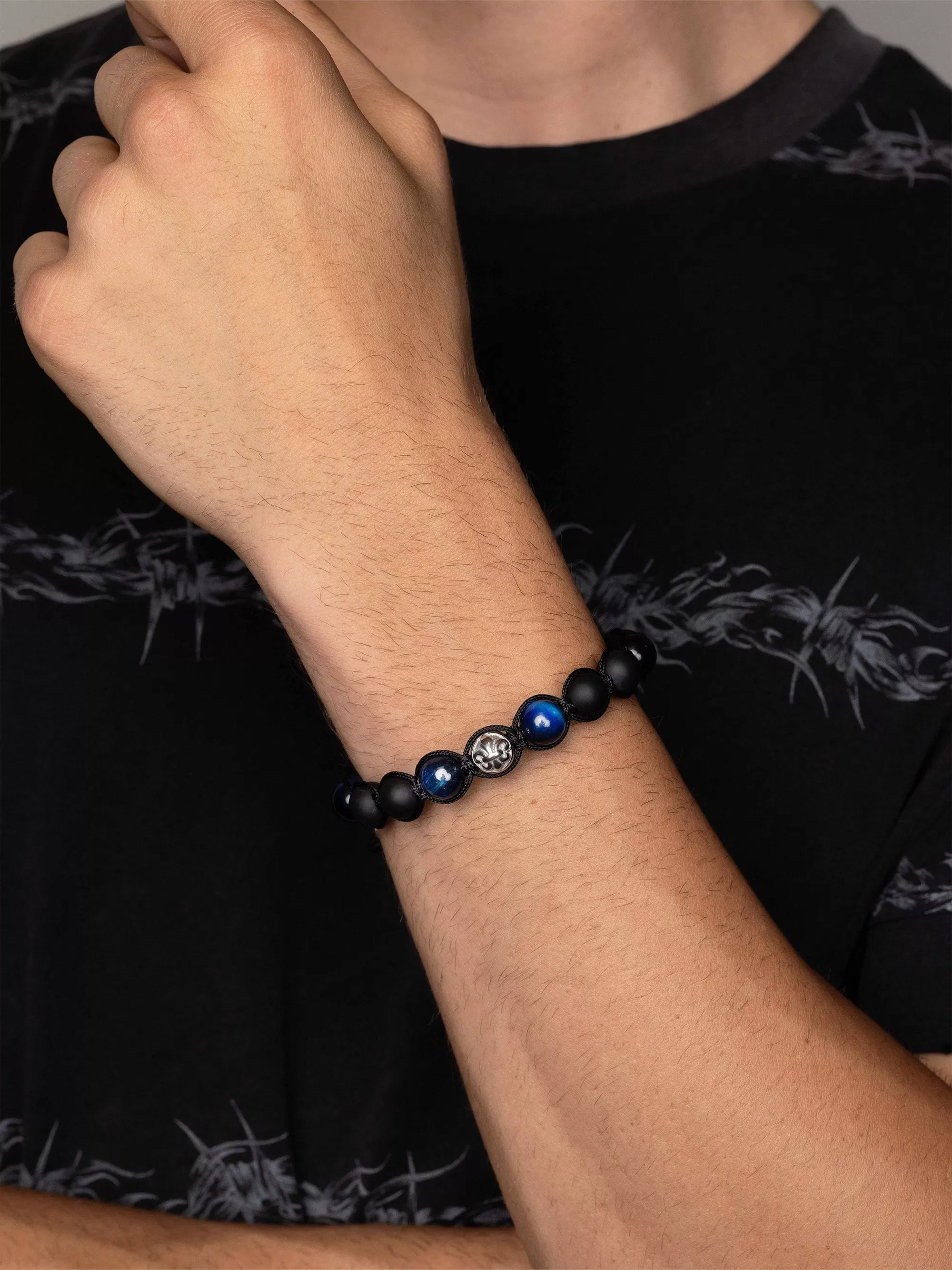 Men's Beaded Bracelet with Blue Tiger Eye and Black Onyx