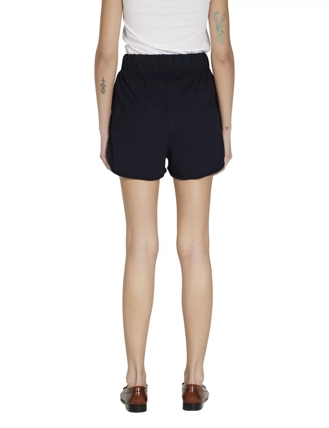 Serena Scallop Short